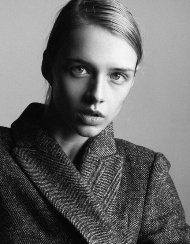 Photo of model Nina Dapper - ID 599792