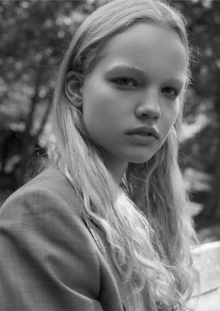 Photo of model Lilla Molnar - ID 600920