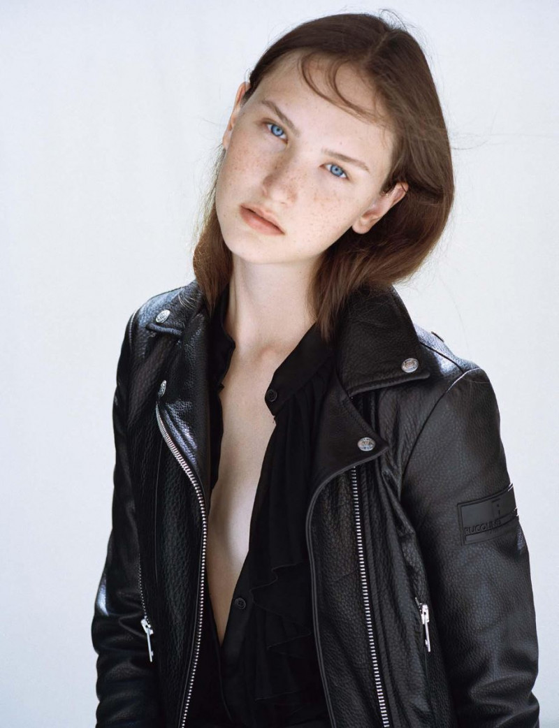 Photo of model Polina Zavialova - ID 604627
