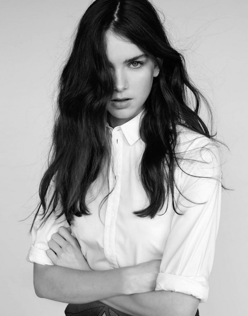 Photo of model Sanne de Roo - ID 606239