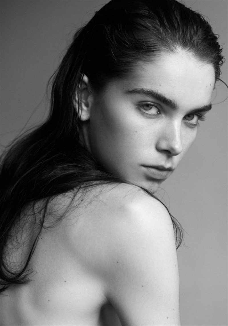 Photo of model Sanne de Roo - ID 606245