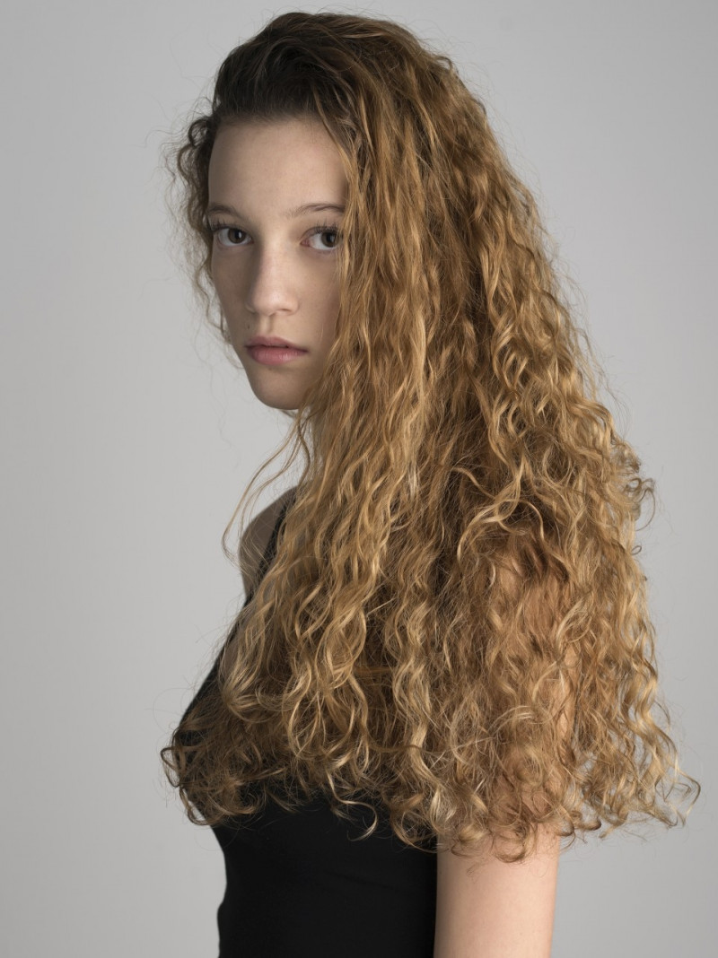 Photo of model Lara Biroli - ID 606817