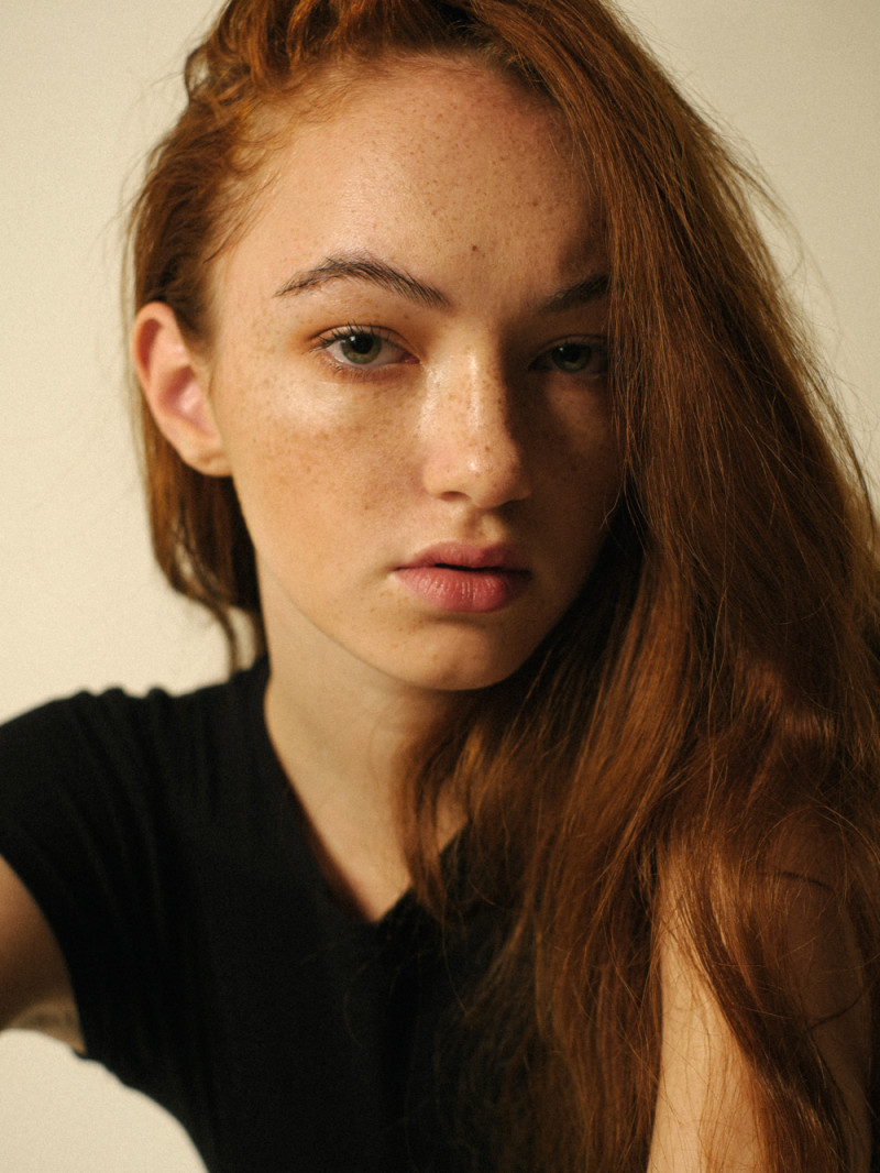 Photo of model Caoilainn Shola OReilly - ID 607007