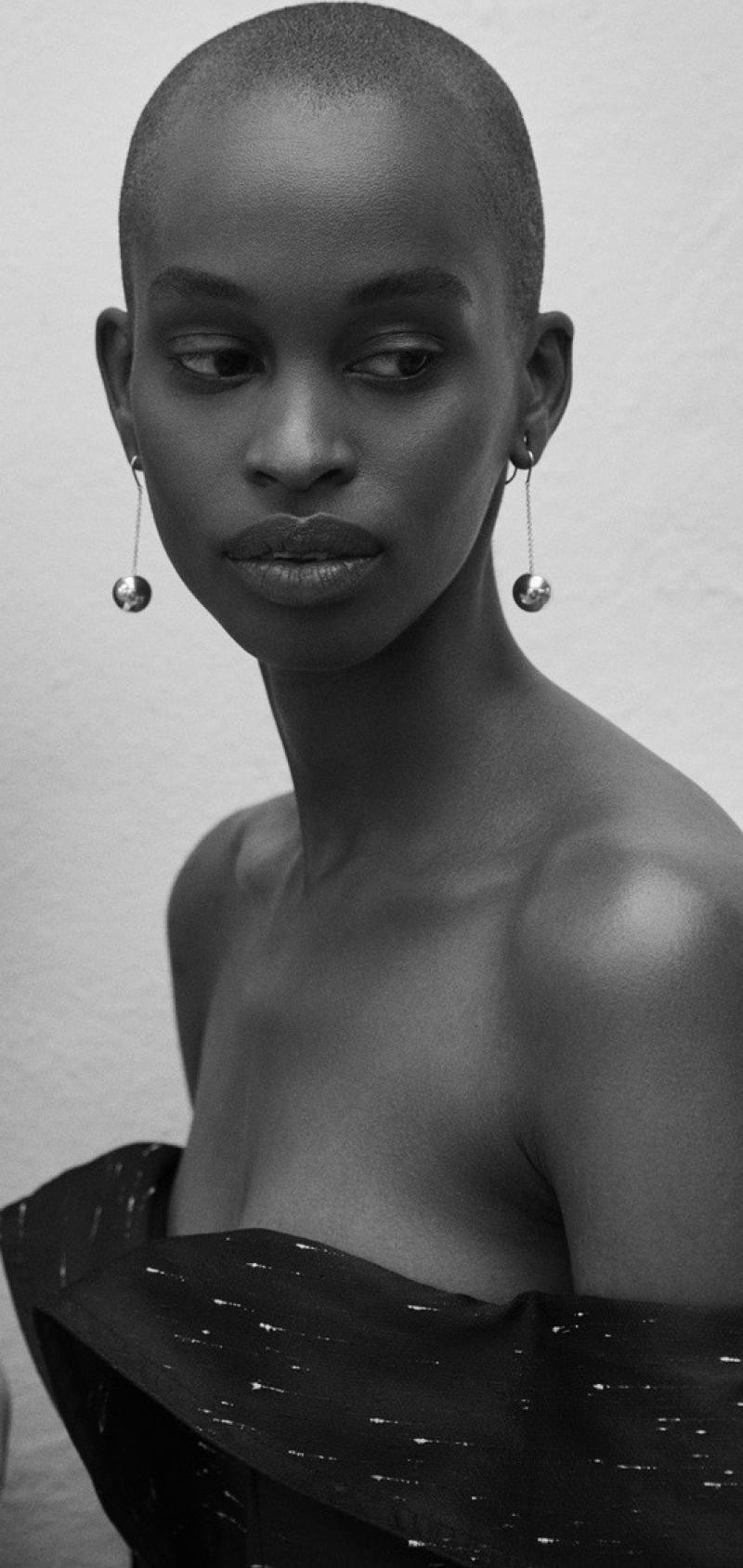 Photo of model Nella Ngingo - ID 608762