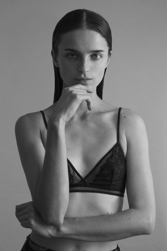 Photo of model Simona Mikulova - ID 608785