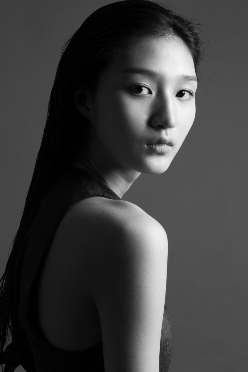 Photo of model NarYoung Ha - ID 612000