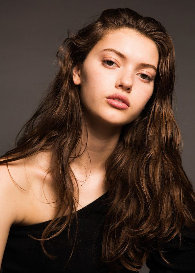 Photo of model Valerie Scherzinger - ID 613858