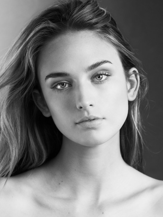Photo of model Claire Delozier - ID 614528