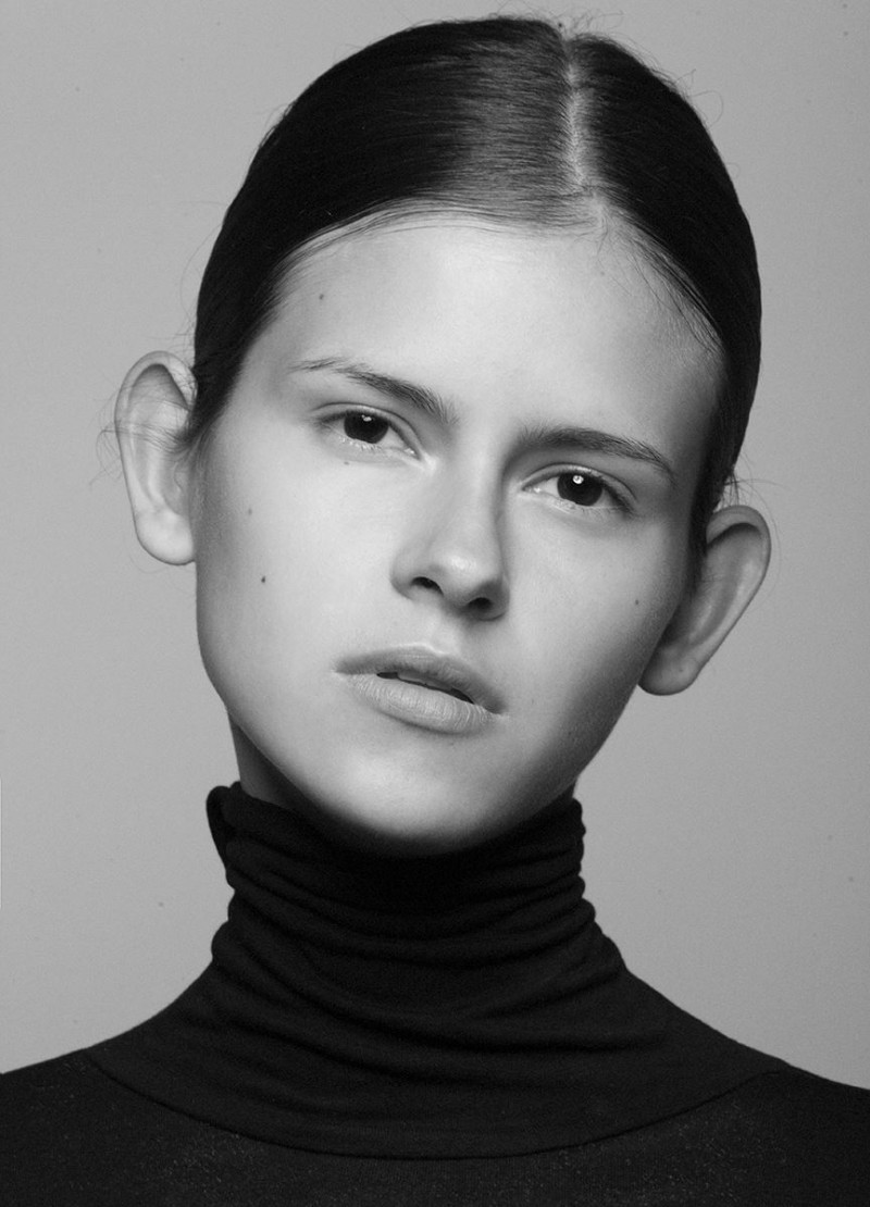 Photo of model Elen Sramkova - ID 614970