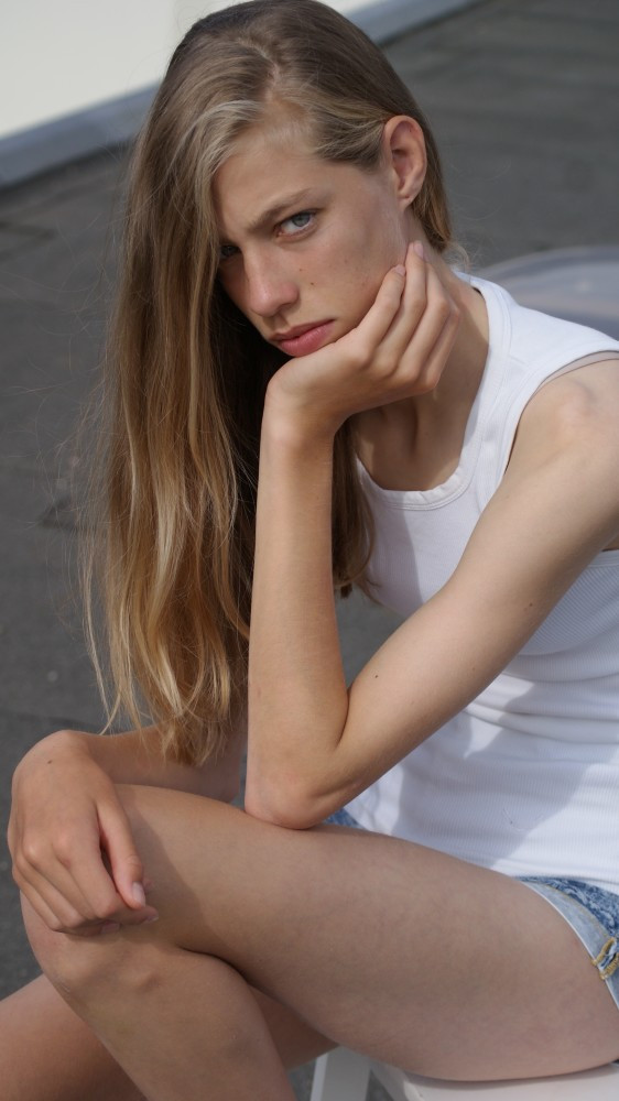 Photo of model Ellie Danilewicz - ID 615123