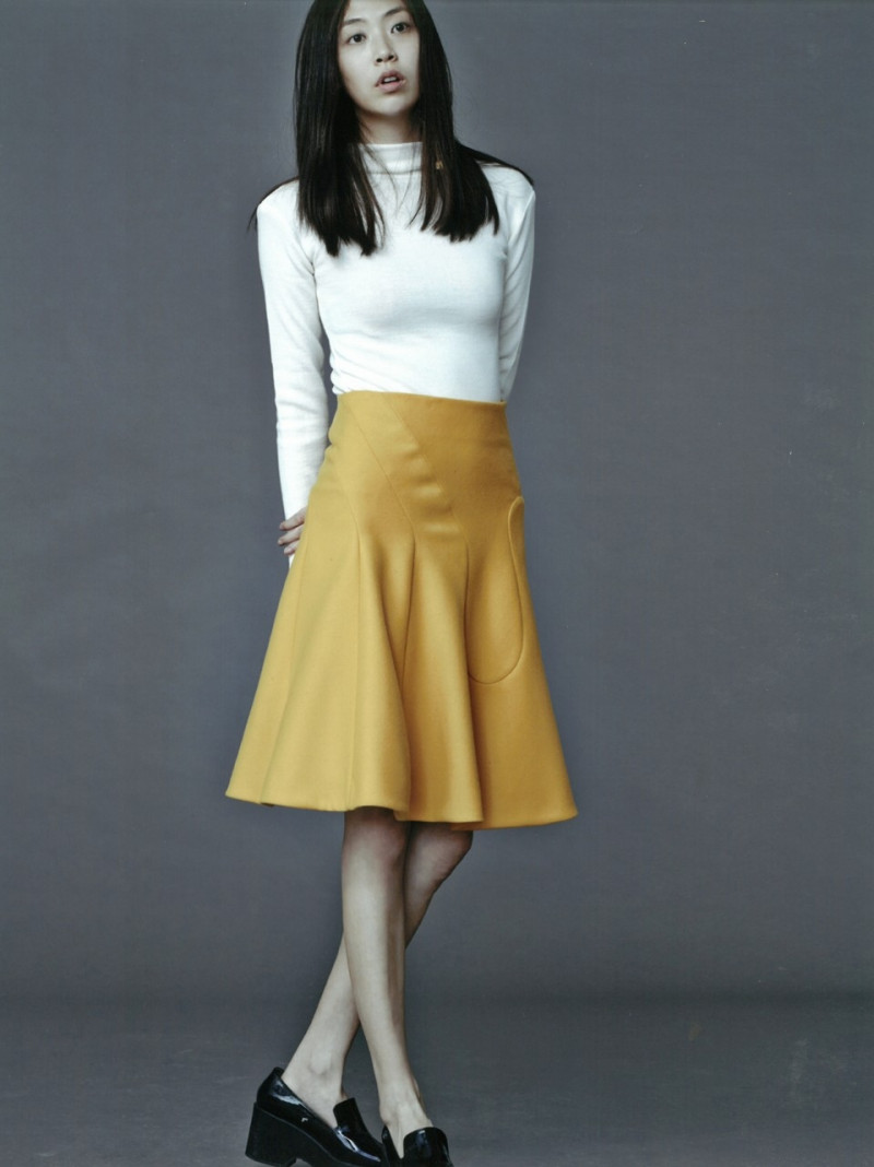 Photo of model Jina Yoo - ID 615399