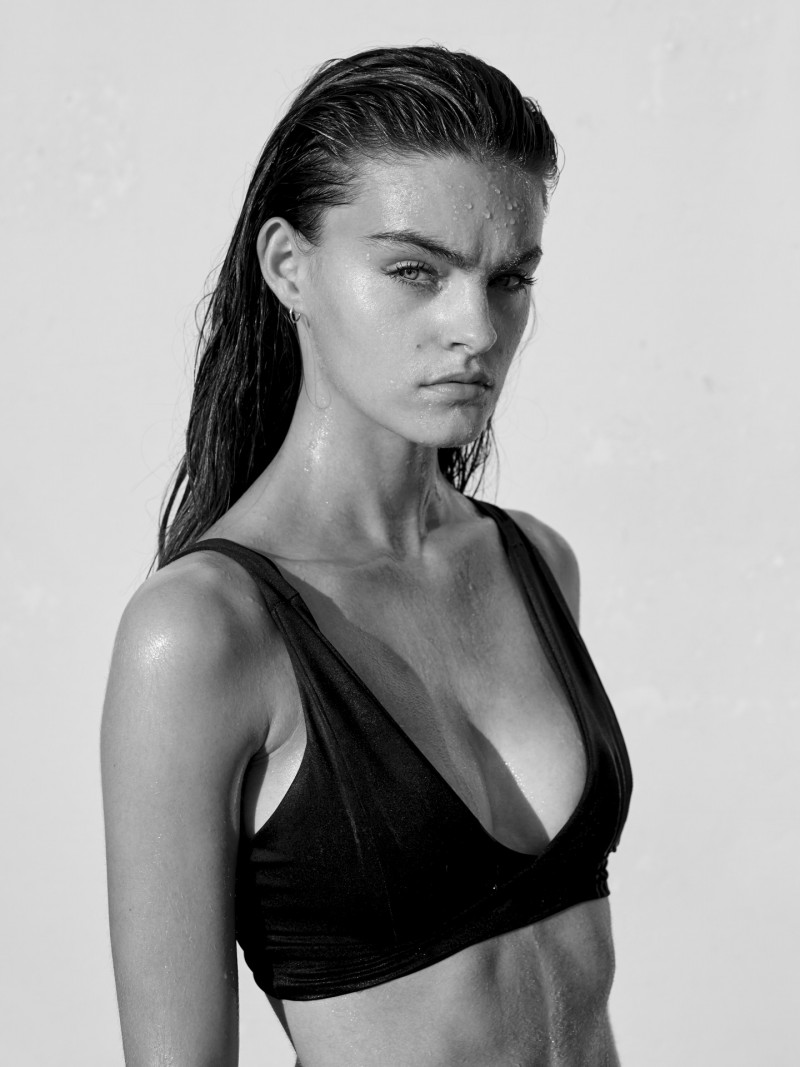 Photo of model Freya Walton - ID 617890