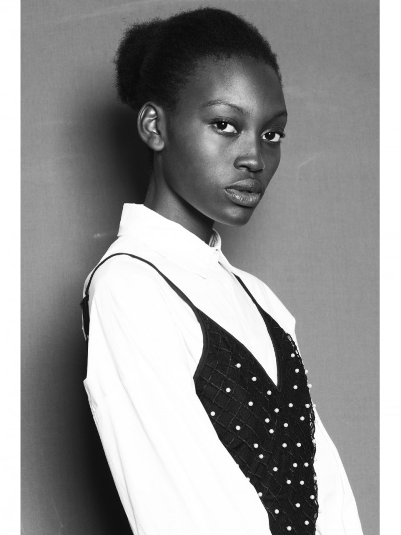 Photo of model Leslye Houenou De Dravo - ID 618997