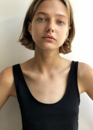Photo of model Liza Popova - ID 619330