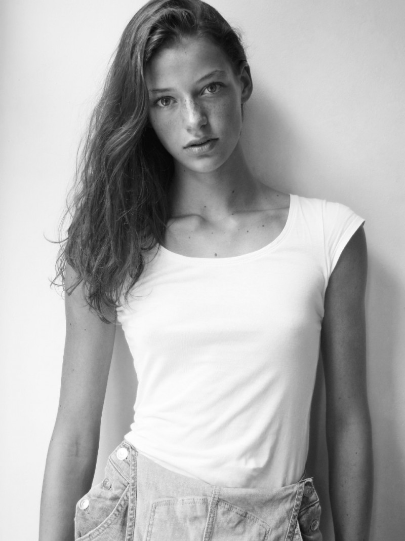 Photo of model Karlijn Kusters - ID 619345