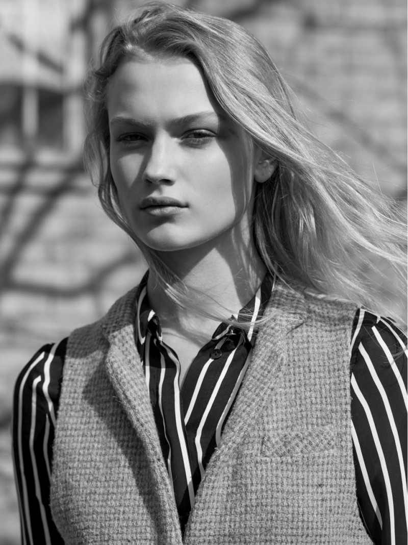 Photo of fashion model Harriet Longhurst - ID 619787 | Models | The FMD
