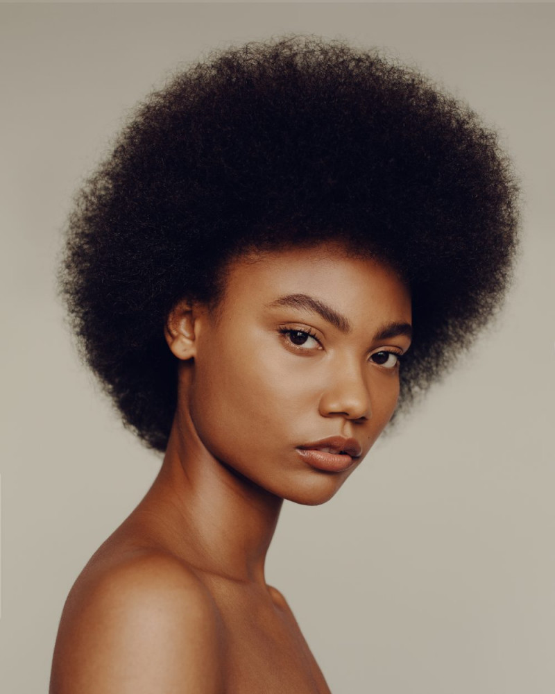 Photo of model Ange-Marie Moutambou - ID 621923