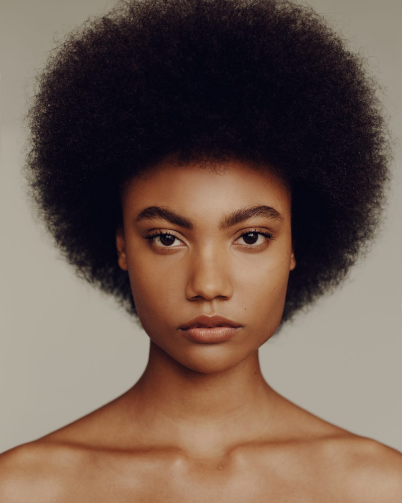 Photo of model Ange-Marie Moutambou - ID 621927