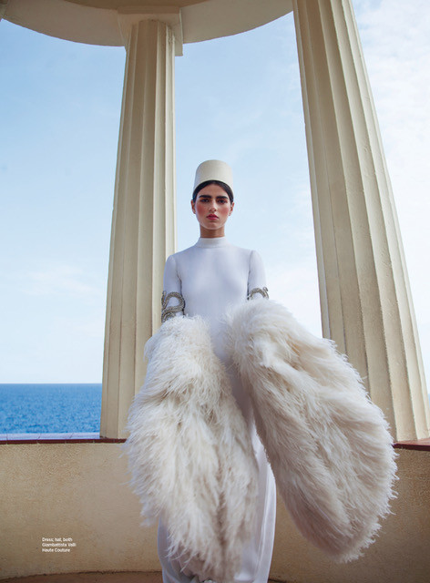 Photo of model Paula Anguera - ID 623821