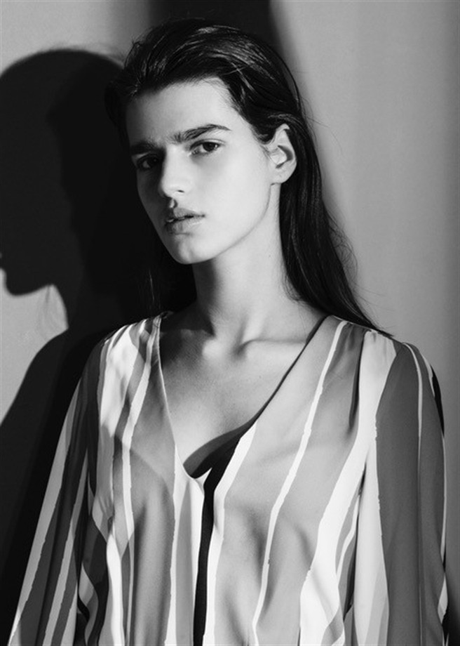 Photo of model Paula Anguera - ID 623836