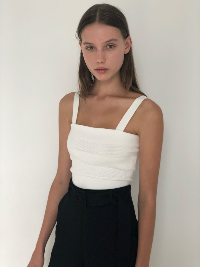 Photo of model Meike Van Roij - ID 624013