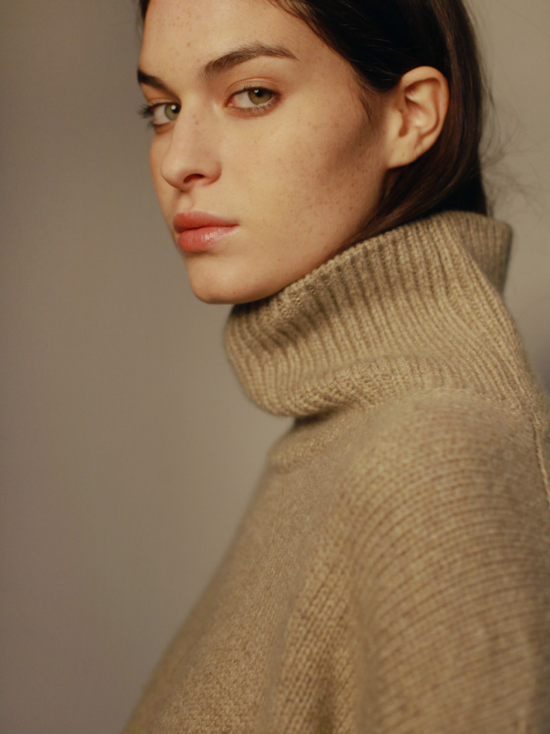 Photo of model Mary Dussarrat - ID 624181