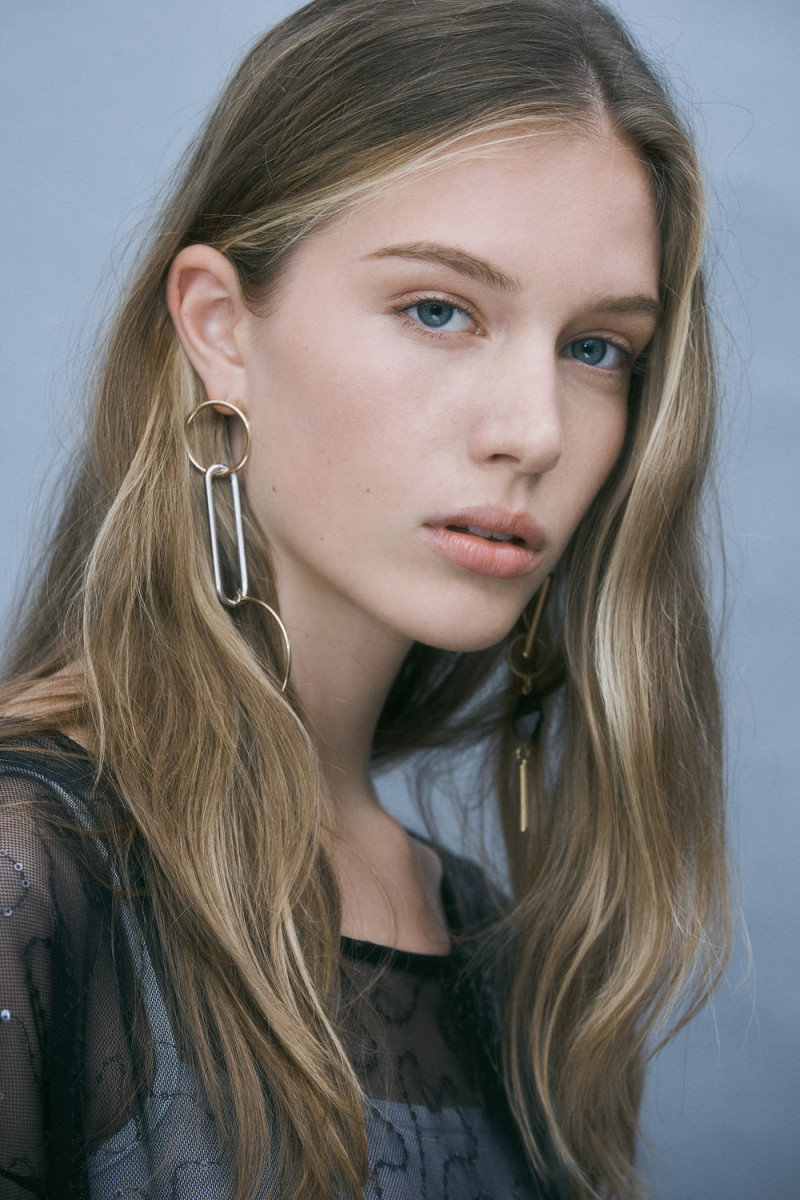 Photo of model Karolina Egersdorfova - ID 625883