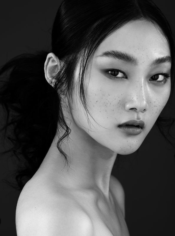 Photo of model Moon Young - ID 626288