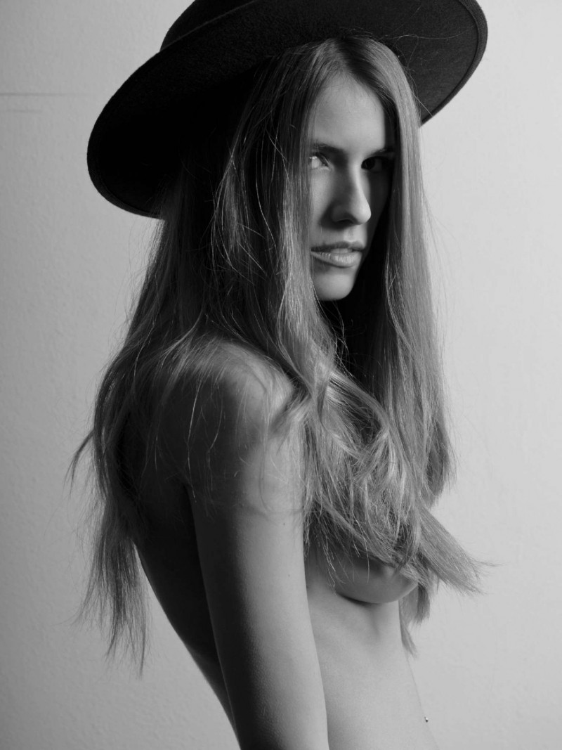 Photo of model Irina Soldevila - ID 490364