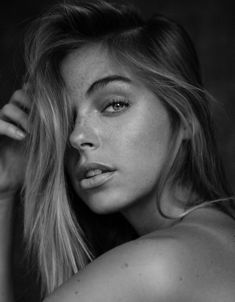 Photo of model Elizabeth Turner - ID 628452