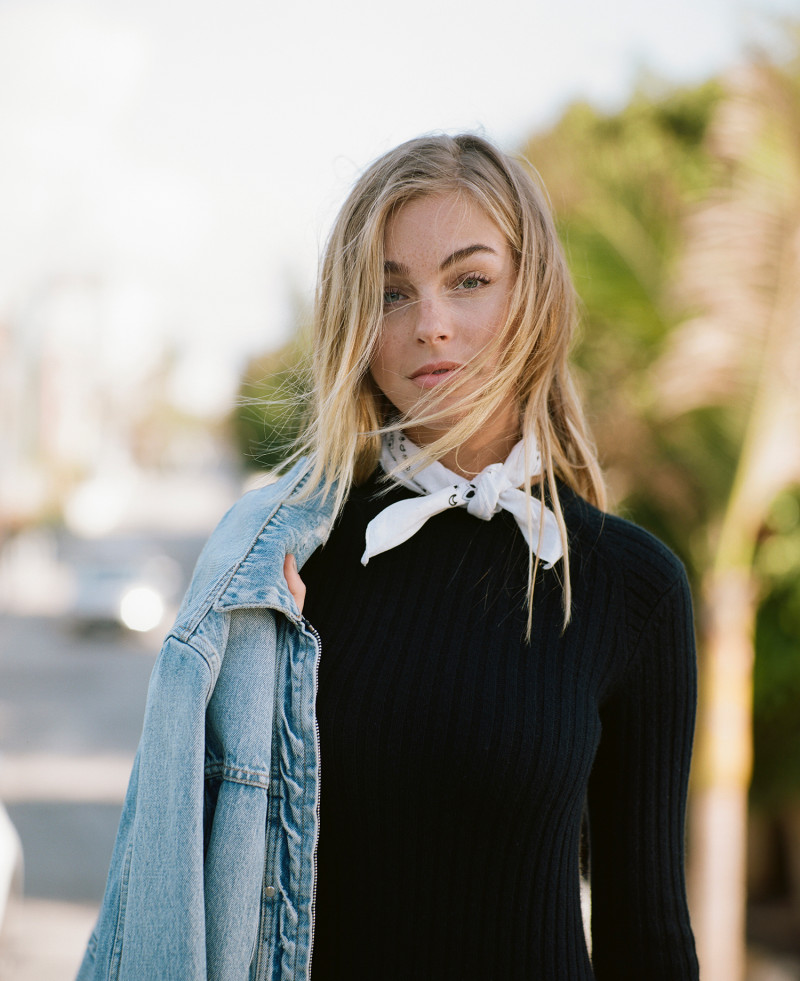 Photo of model Elizabeth Turner - ID 628548