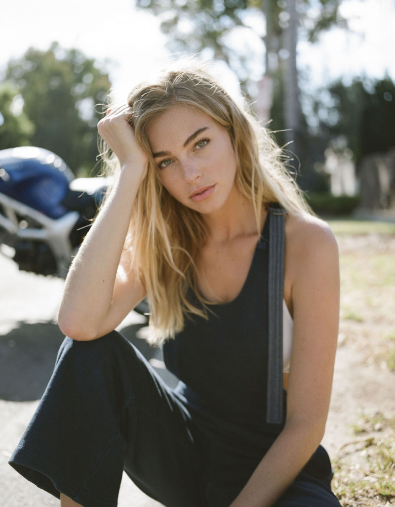 Photo of model Elizabeth Turner - ID 628557