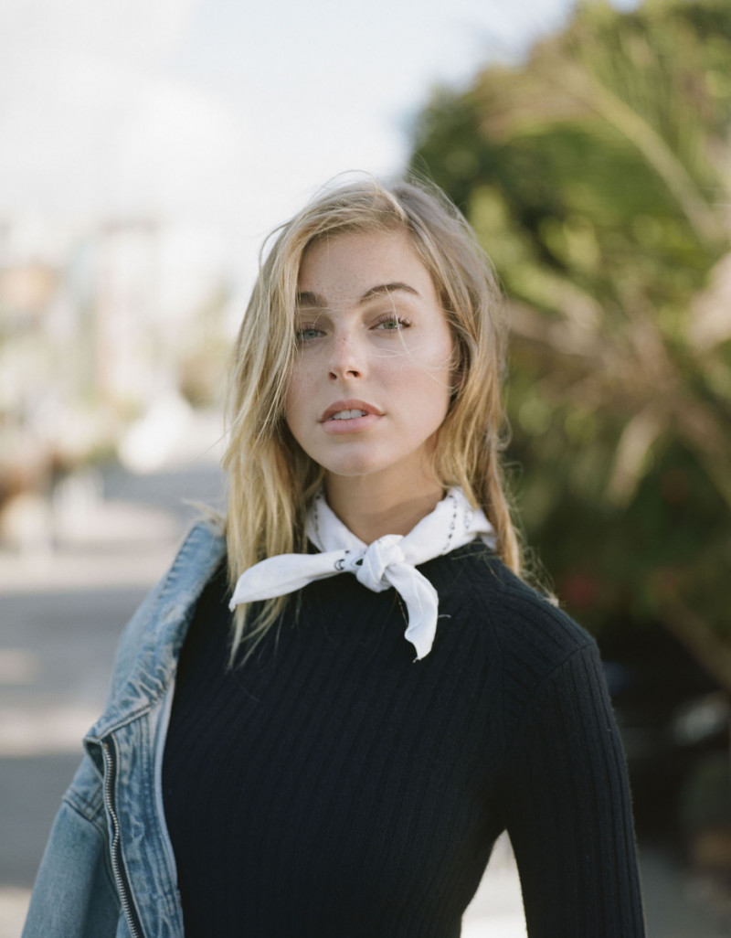 Photo of model Elizabeth Turner - ID 628585