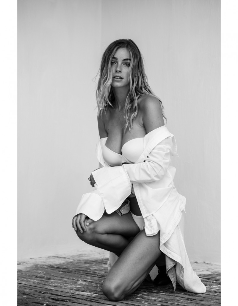 Photo of model Elizabeth Turner - ID 628672