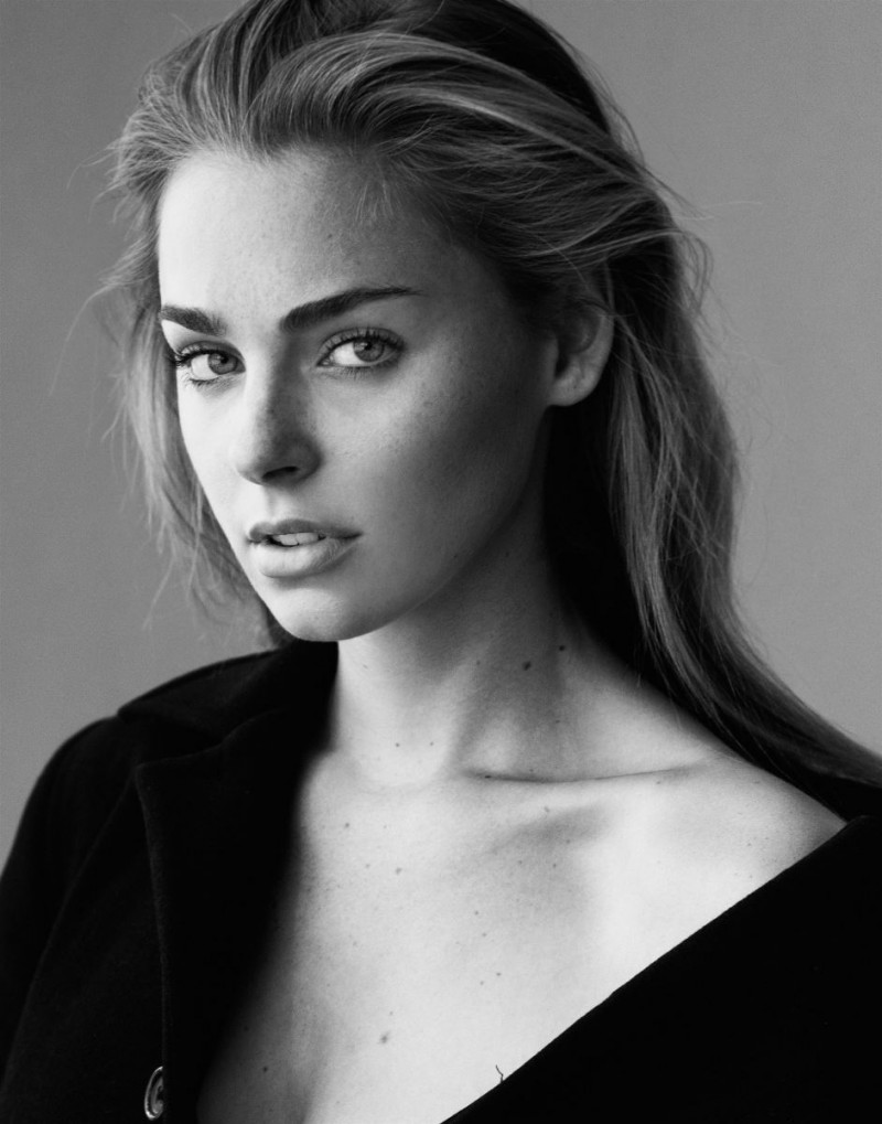 Photo of model Elizabeth Turner - ID 628812