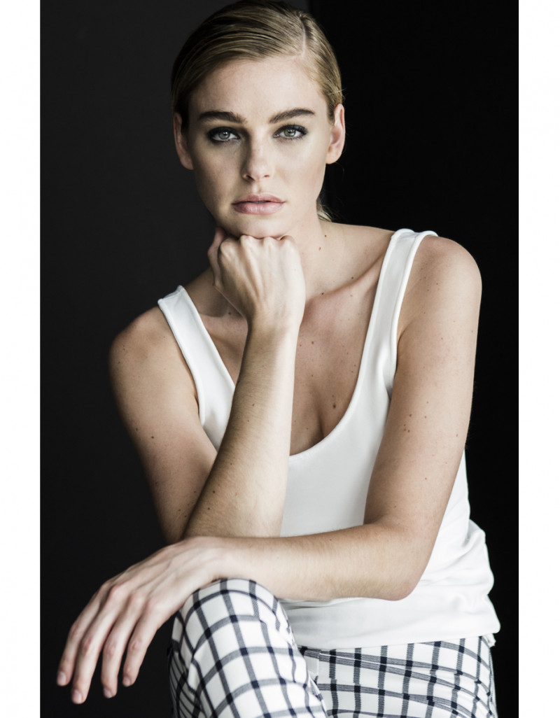 Photo of model Elizabeth Turner - ID 628858