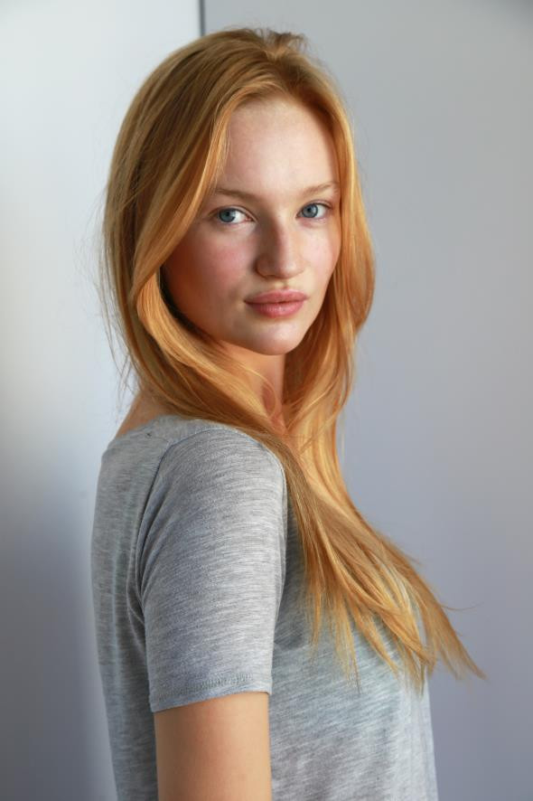 Photo of model Clara McSweeney - ID 629956