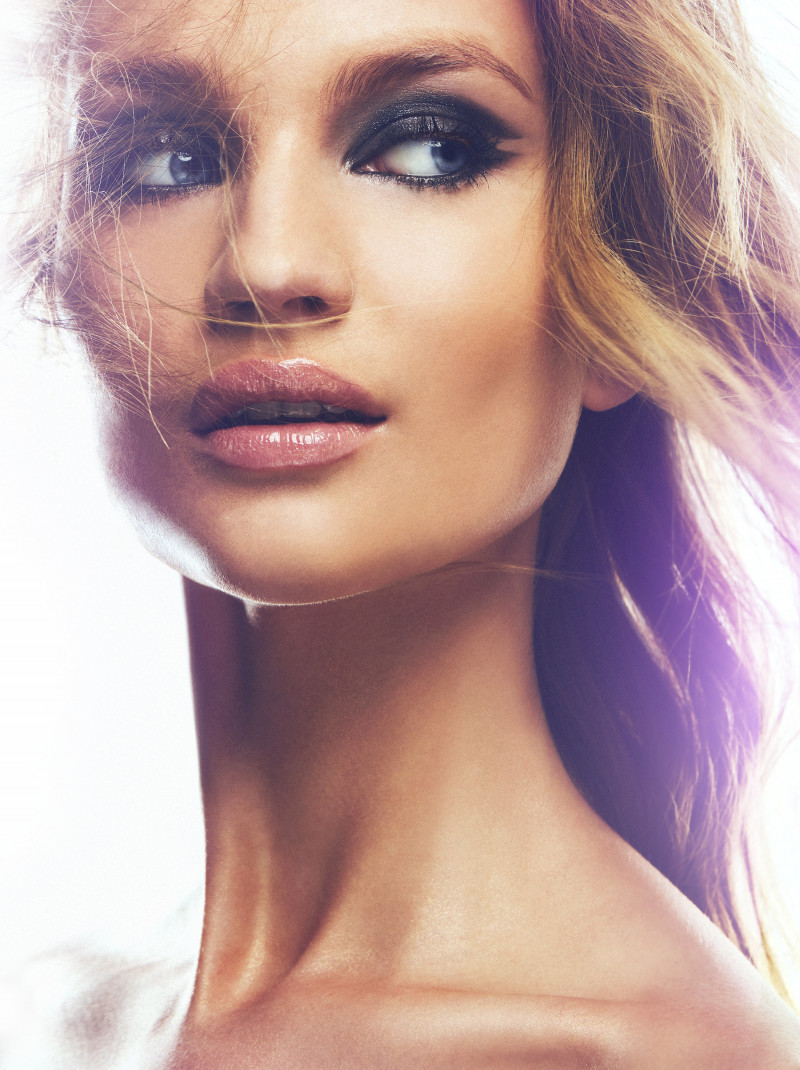 Photo of model Clara McSweeney - ID 630077
