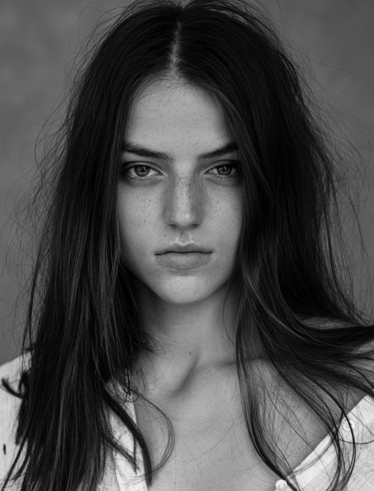 Photo of fashion model Alys Phillips - ID 630854 | Models | The FMD