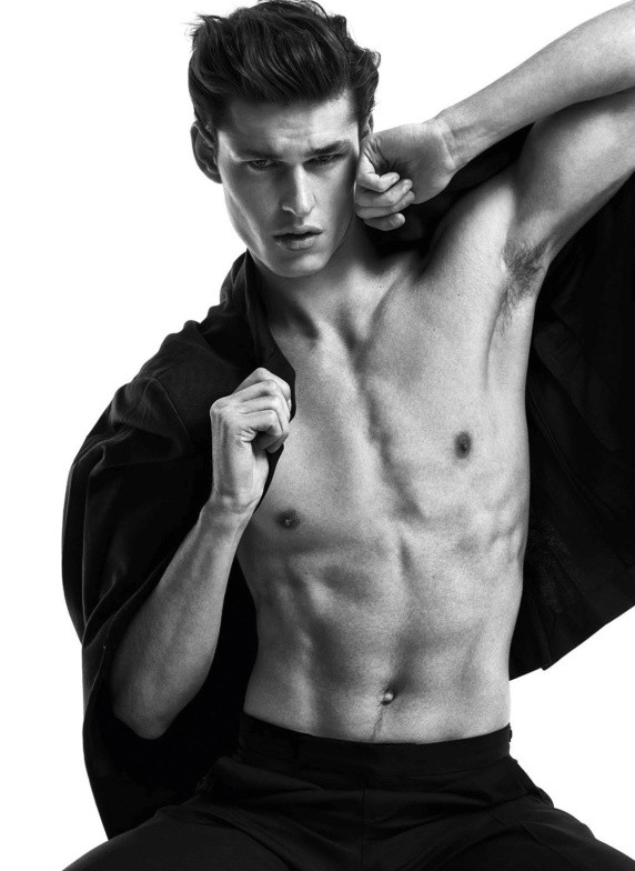 Photo of model Victor Perr - ID 638577