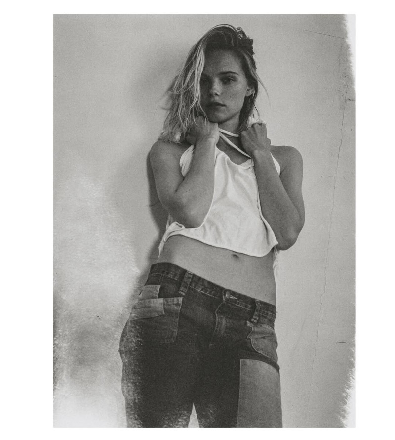 Photo of model Tara Halliwell - ID 729539