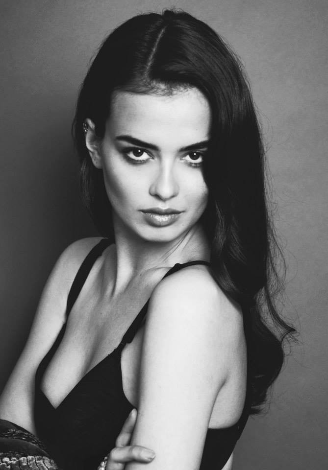 Photo of model Elif Aksu - ID 502796