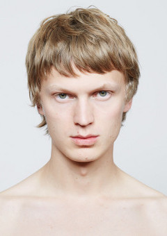 Jonas Glöer - Fashion Model 