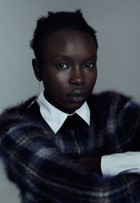 Photo of model Yaya Deng - ID 644076