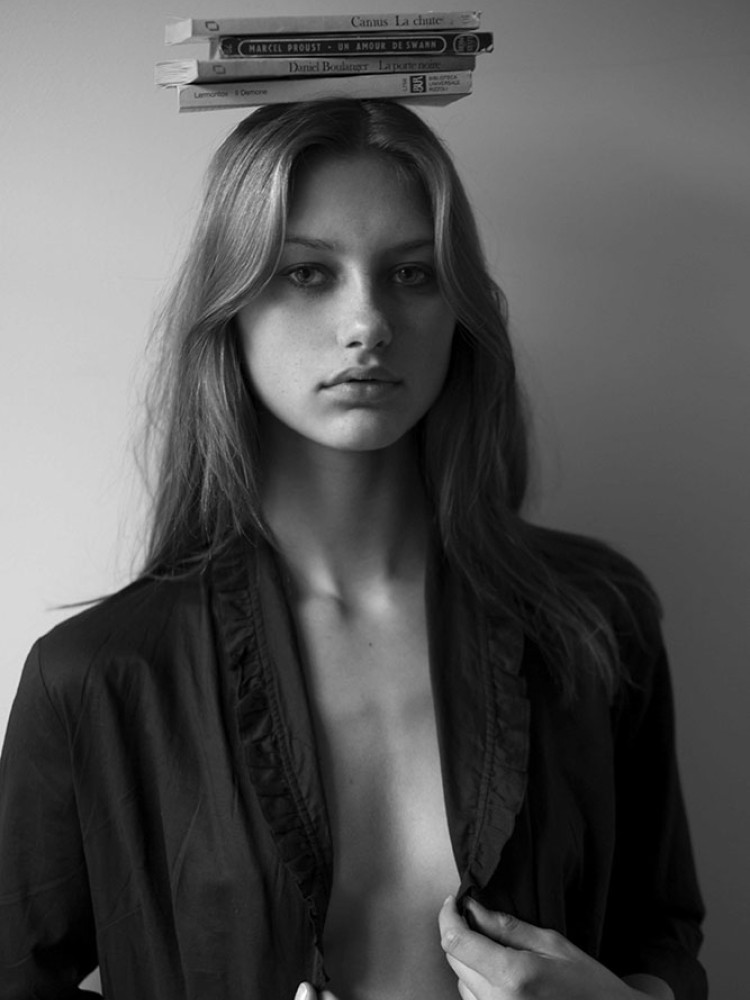 Photo of model Maelys Garouis - ID 645003