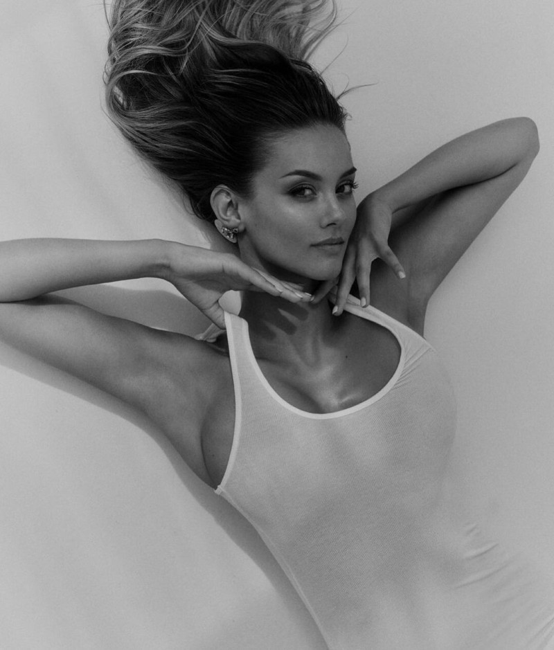Photo of model Nicola Cavanis - ID 731559