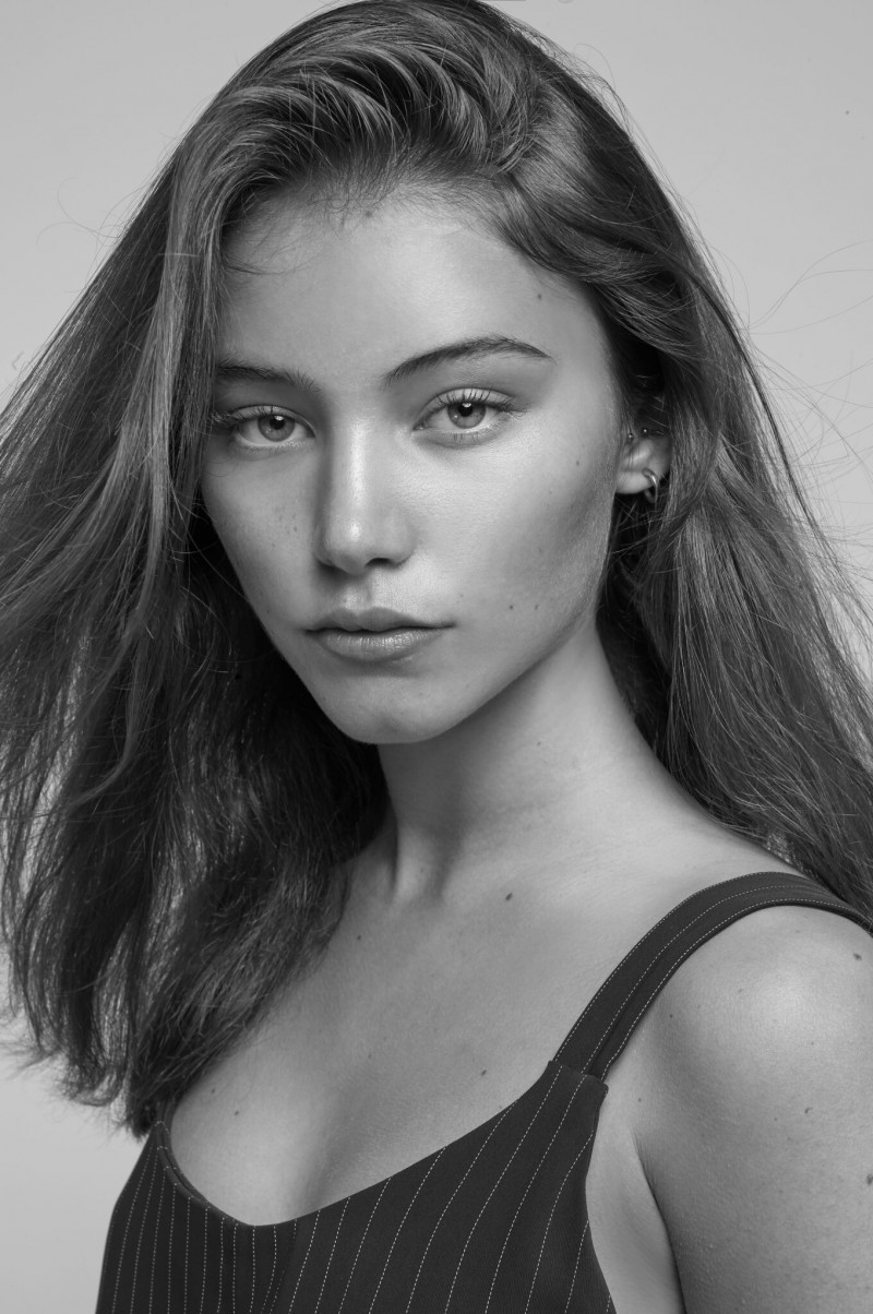Photo of model Emilia Turnbull - ID 647275