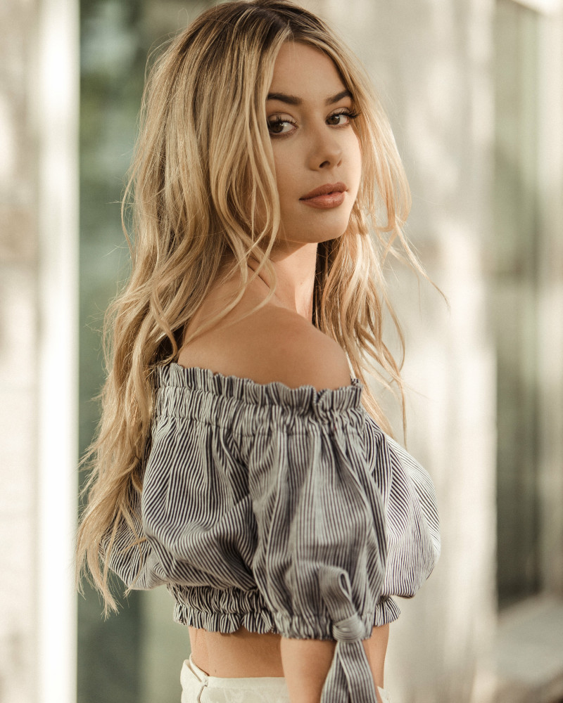 Photo of model Celeste Bright - ID 647631