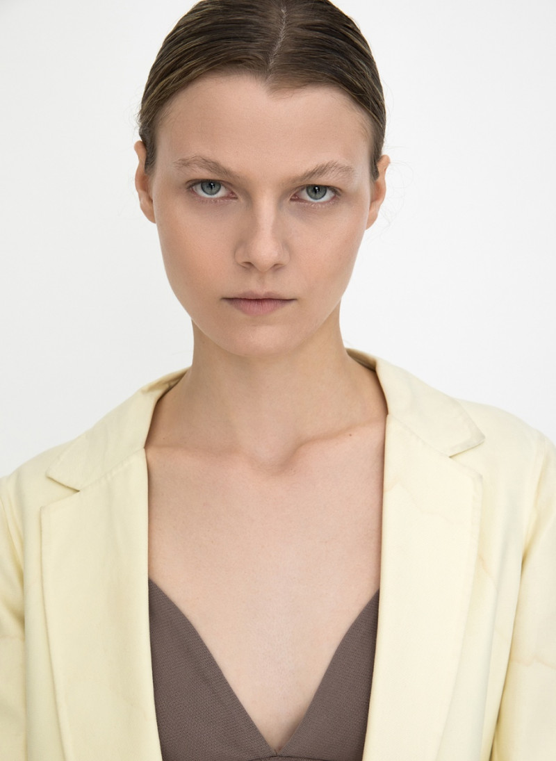 Photo of model Alexandra Steuer - ID 647866