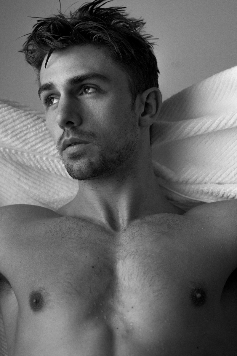 Photo of model James Yates - ID 650304